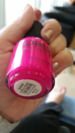 logo-pink