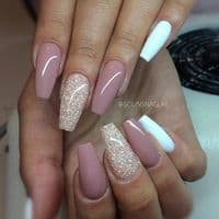 logo-pink