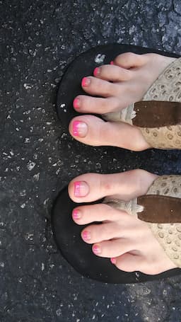 logo-pink