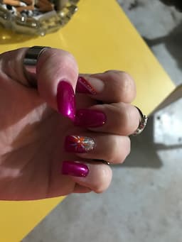 logo-pink