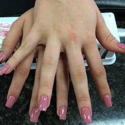 logo-pink
