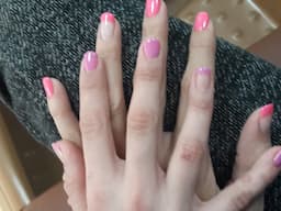 logo-pink