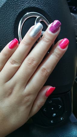 logo-pink
