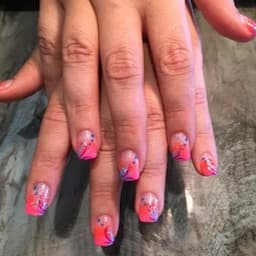 logo-pink