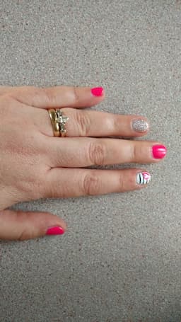 logo-pink