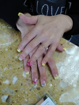 logo-pink