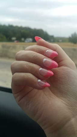 logo-pink
