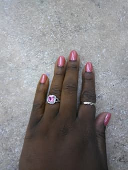 logo-pink