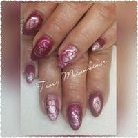 logo-pink