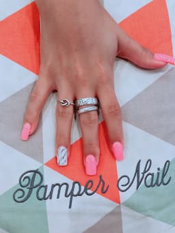 logo-pink