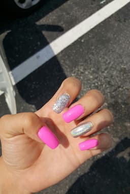 logo-pink