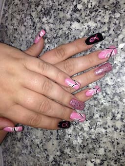 logo-pink
